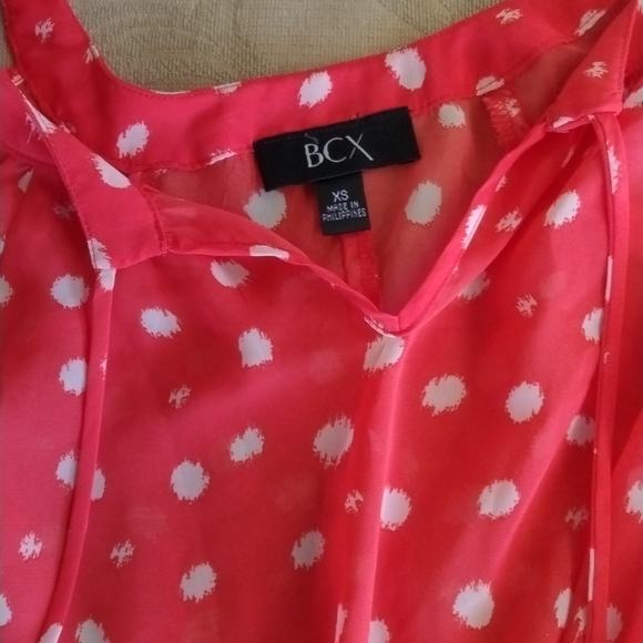 Orangie red white polka dot blouse open shoulder hangs with elastic waist - Picture 2 of 4